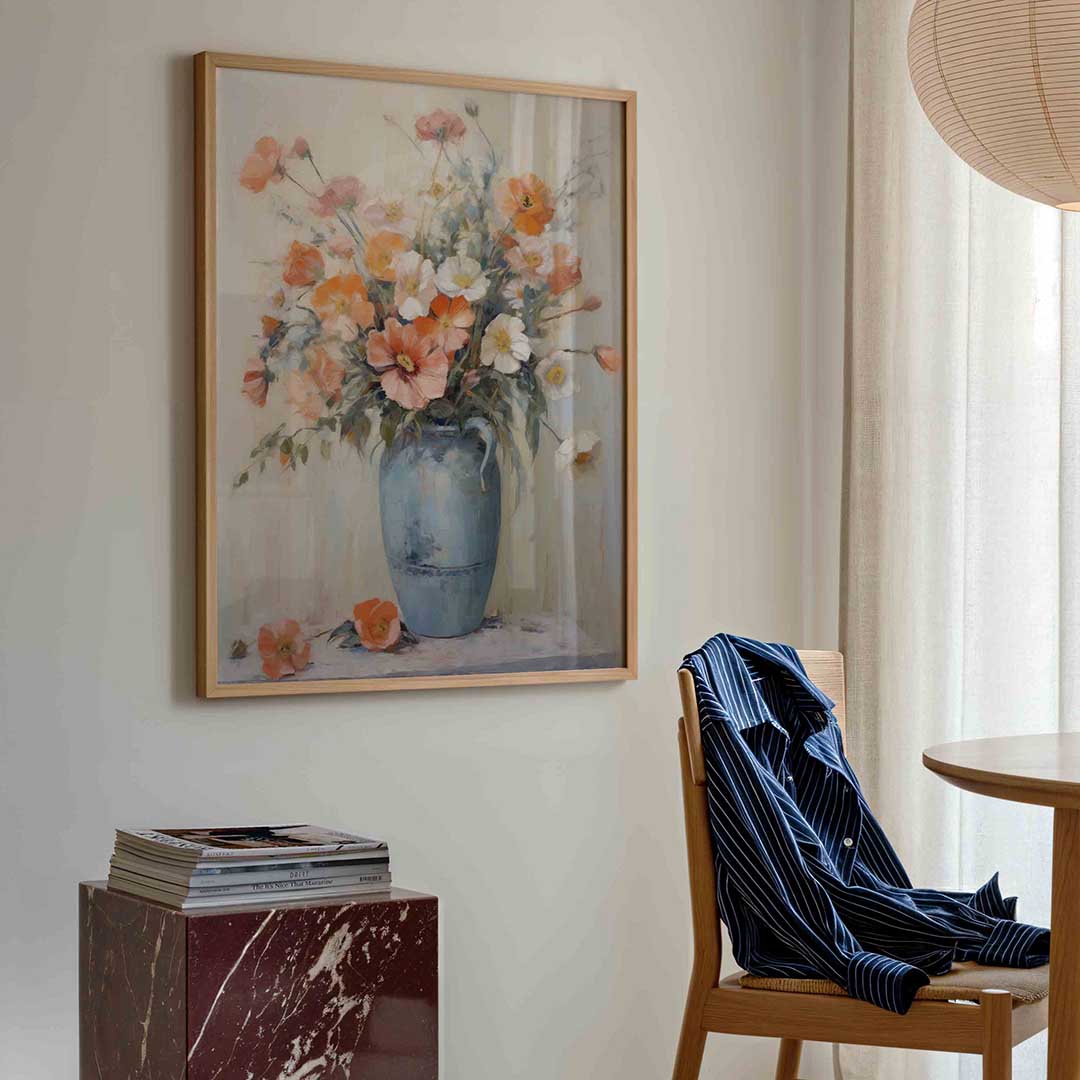 Bloemen in blauwe vaas Poster