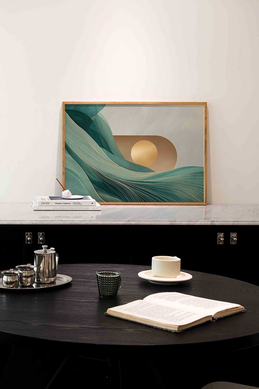 Gouden cirkel en golvende lijnen Poster