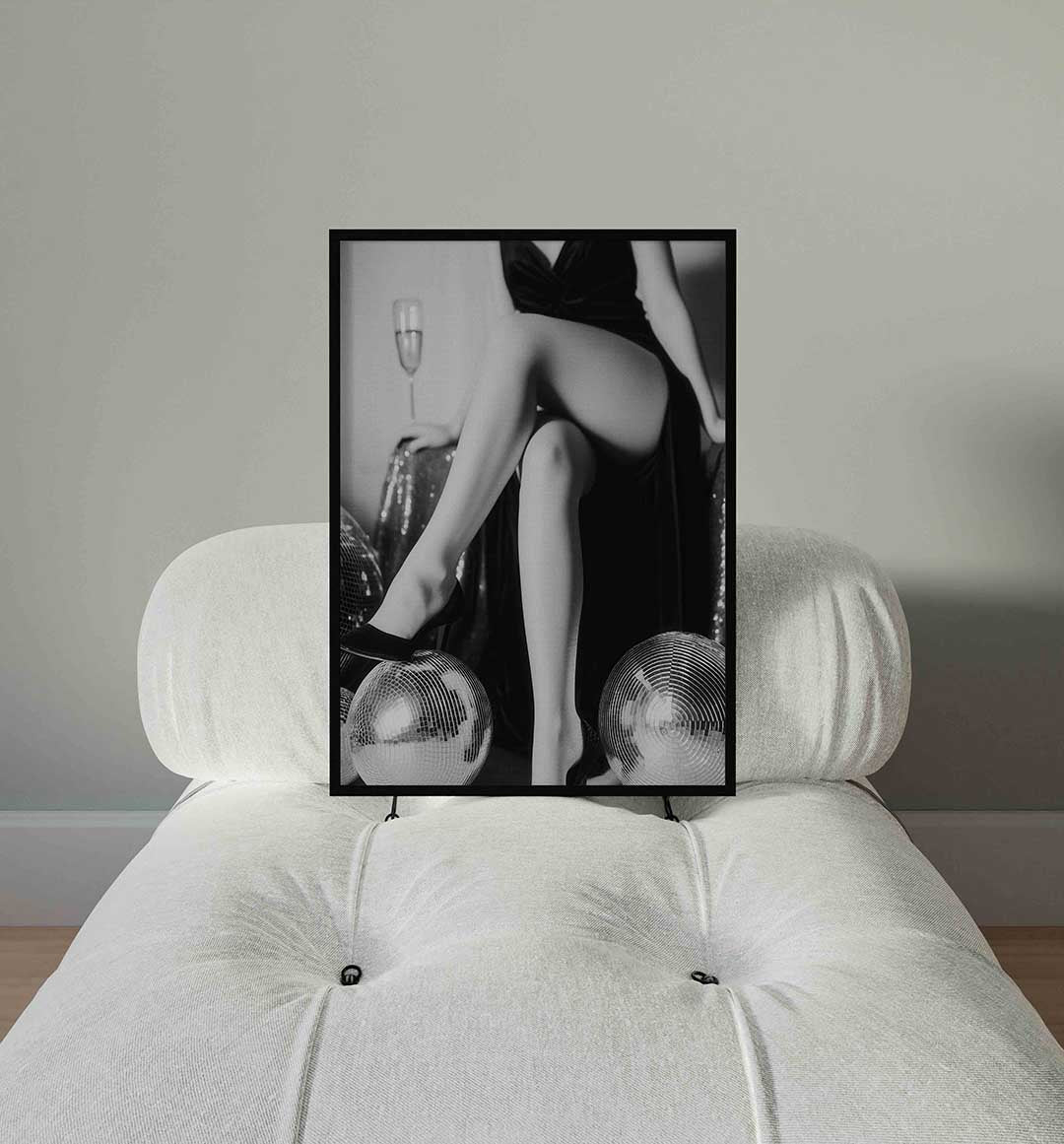 Vrouw met discoballen Poster