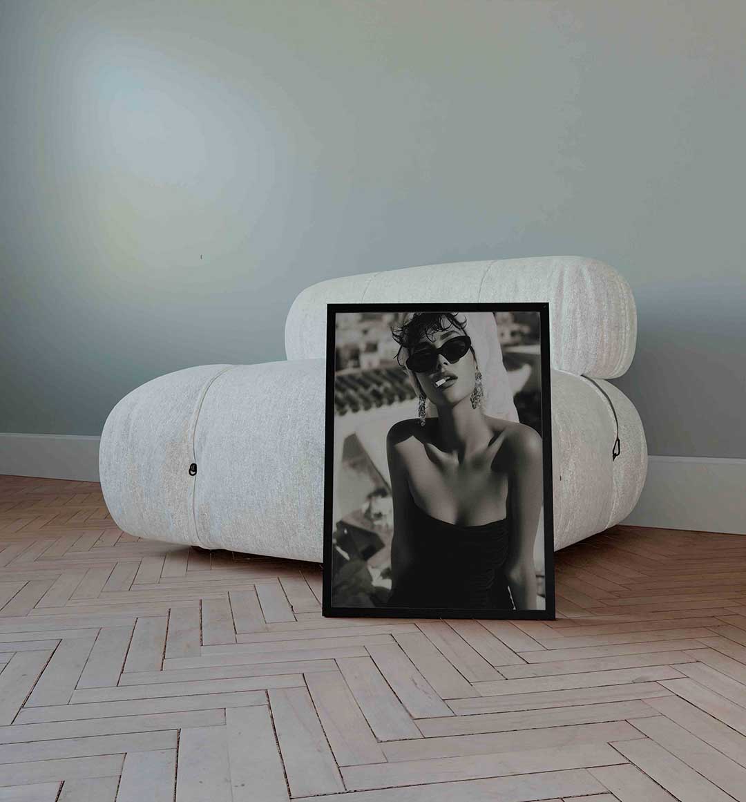 Vrouw met zonnebril Poster