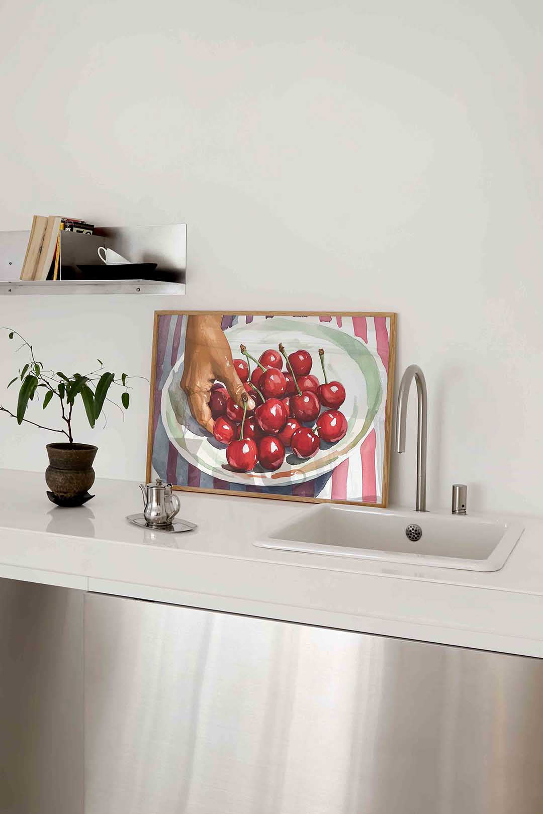 Hand met kersen Poster