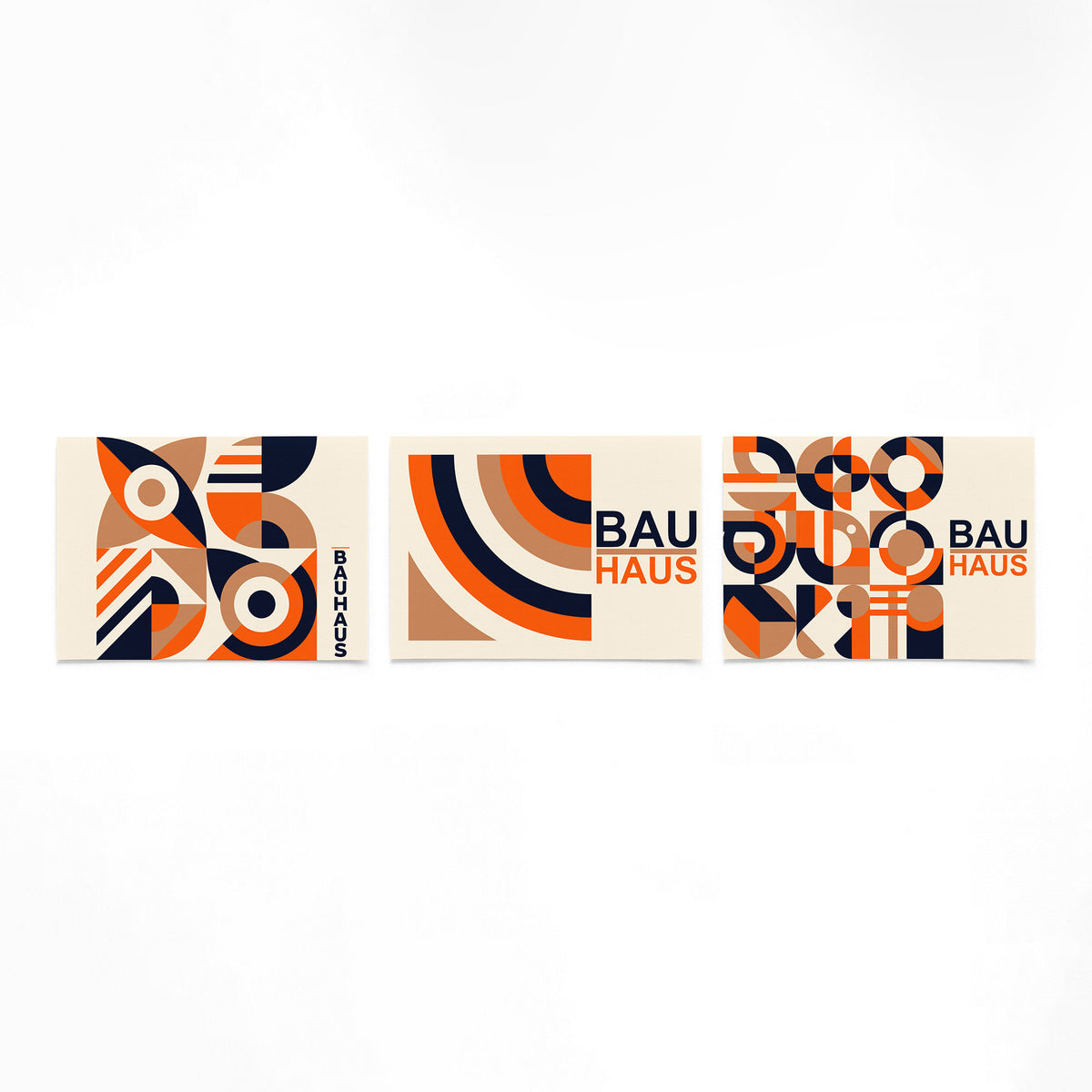 Drie landscape posters met oker oranje ronde vormen als vrijstaande productfoto