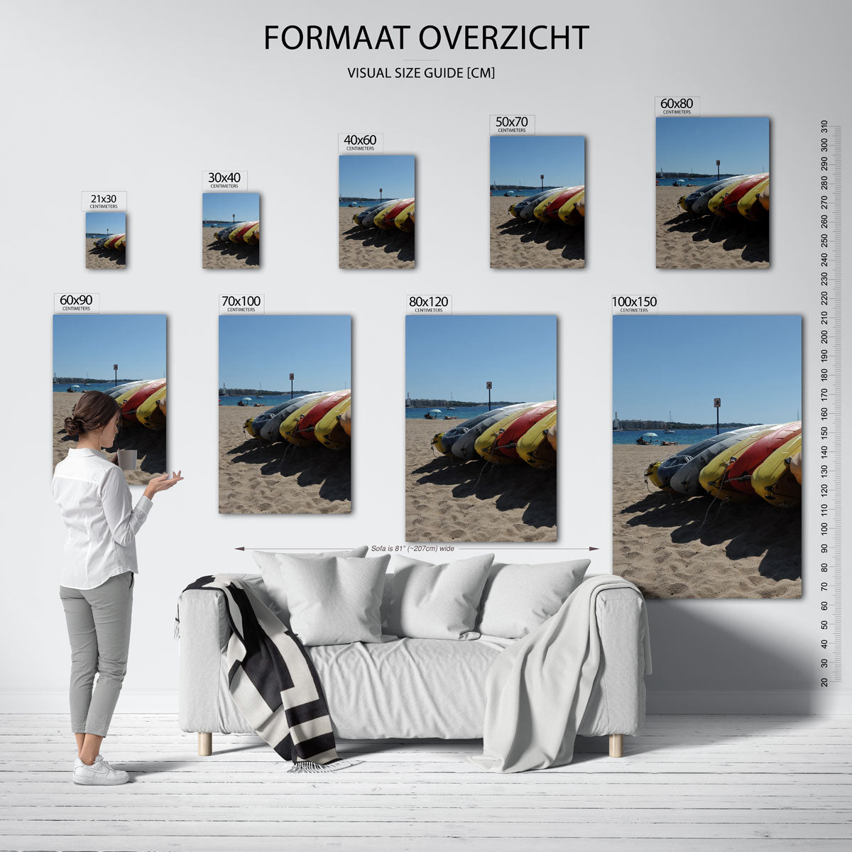 Kleurrijke kajaks op strand Poster
