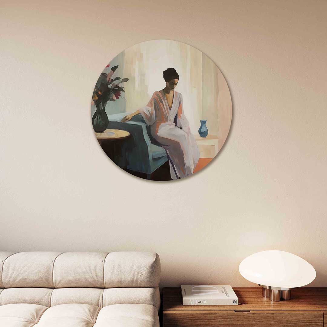 Vrouw in interieur Muurcirkel
