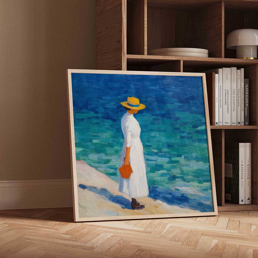Vrouw met hoed aan zee Poster