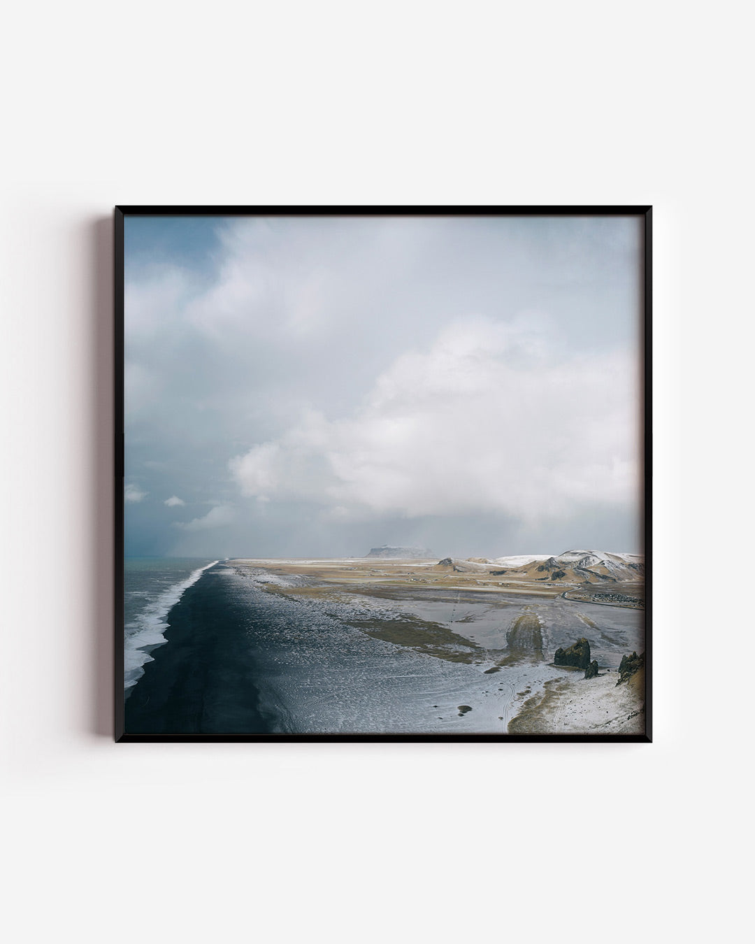 Kustlandschap met wolken Poster