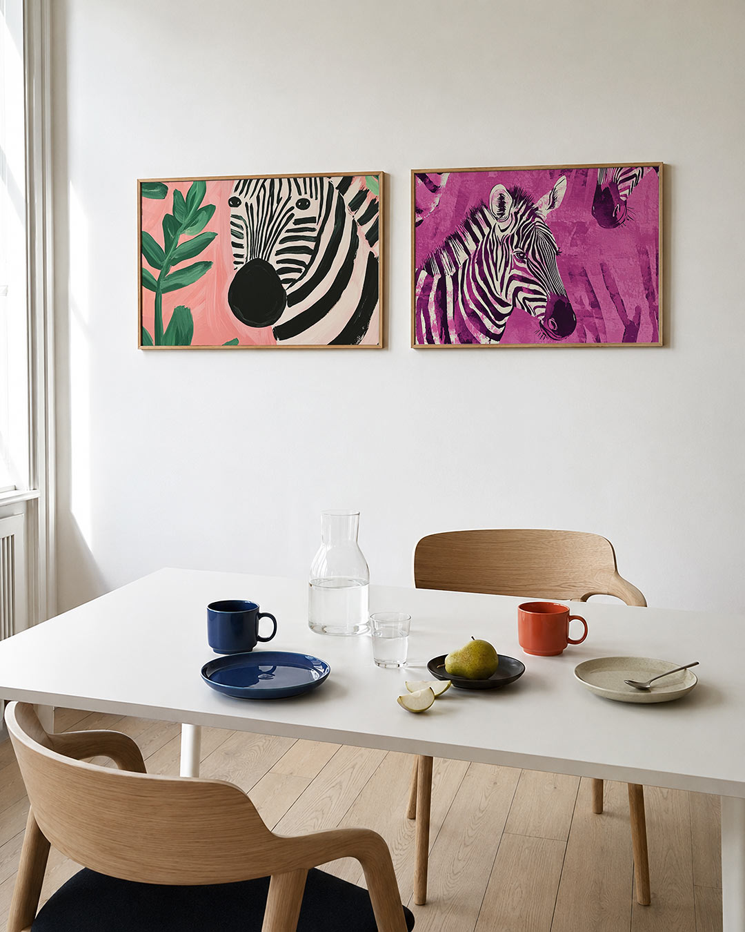 Interieurpresentatie van twee posters met een zebra met zwarte strepen