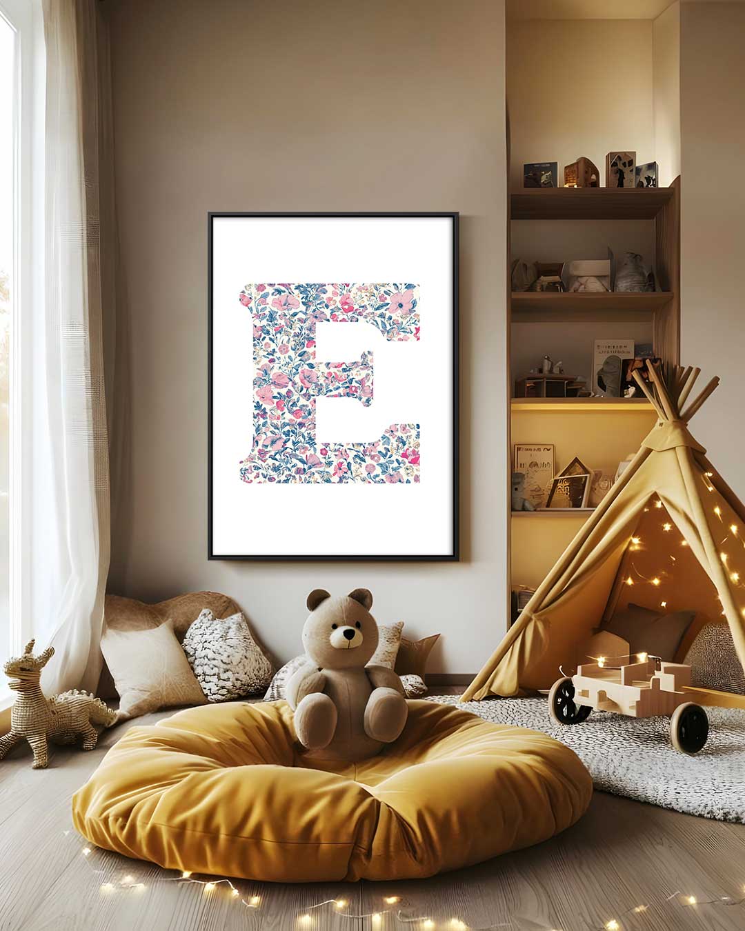 Bloemige Letter E Kunstwerk-canvas-dibond-plexiglas-wanddecoratie-WallArtistic