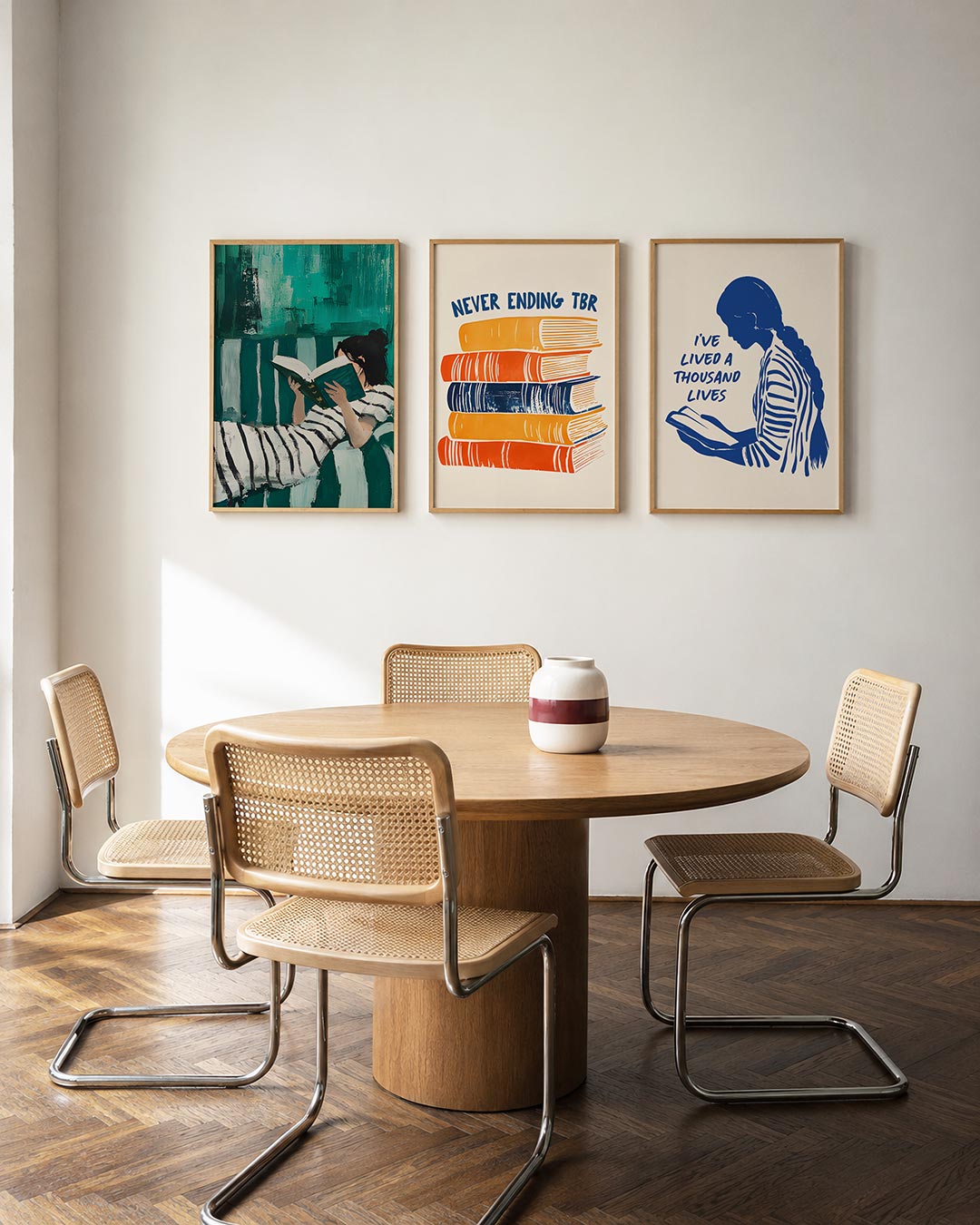 Lezende vrouw Posterset