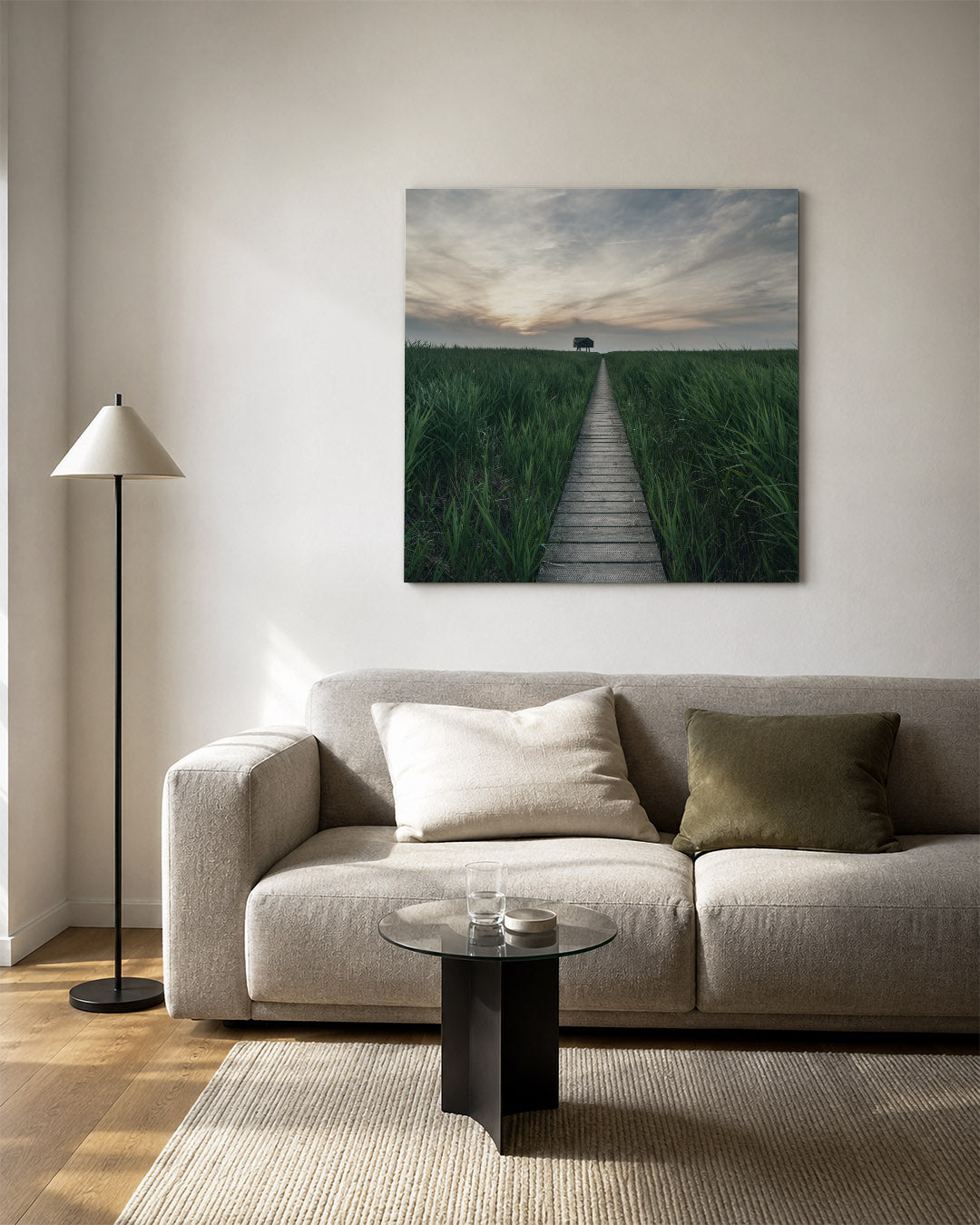 Pad door grasland Kunstwerk