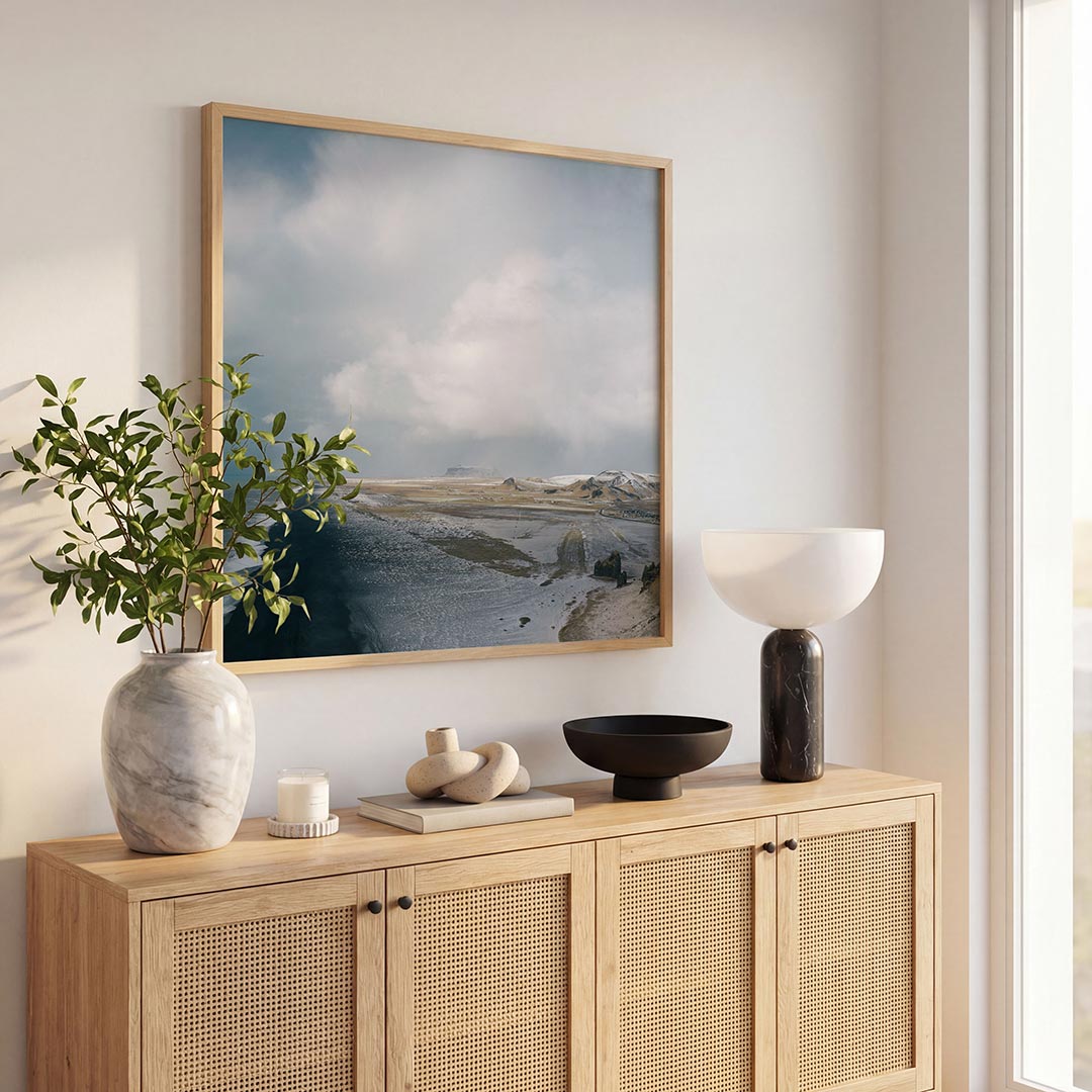 Kustlandschap met wolken Poster