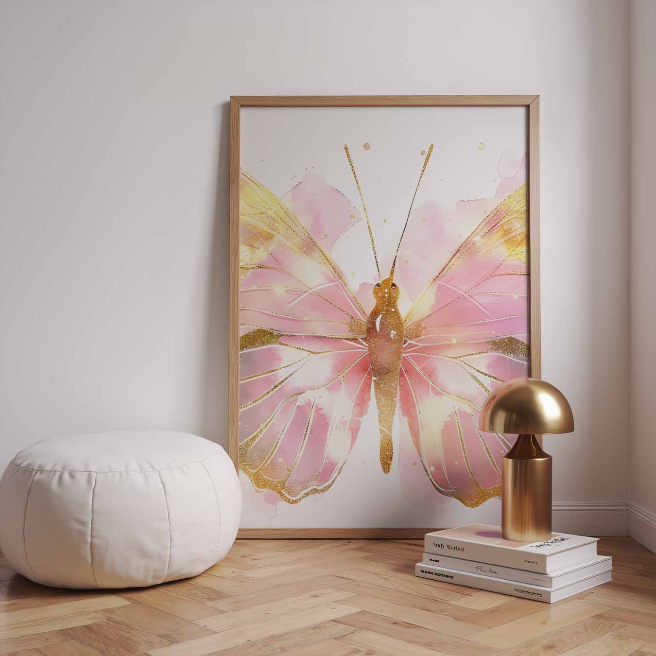 Dromerige Vlinder Met Gouden Accent Poster-WallArtistic