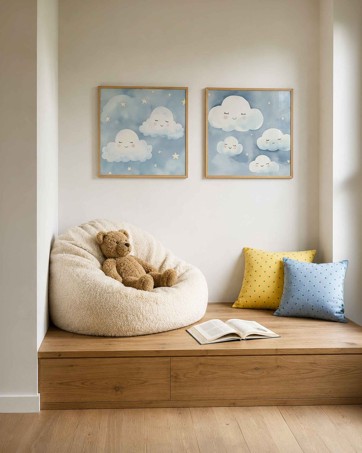 Interieurpresentatie van een tweedelige vierkante posterset met slapende wolken