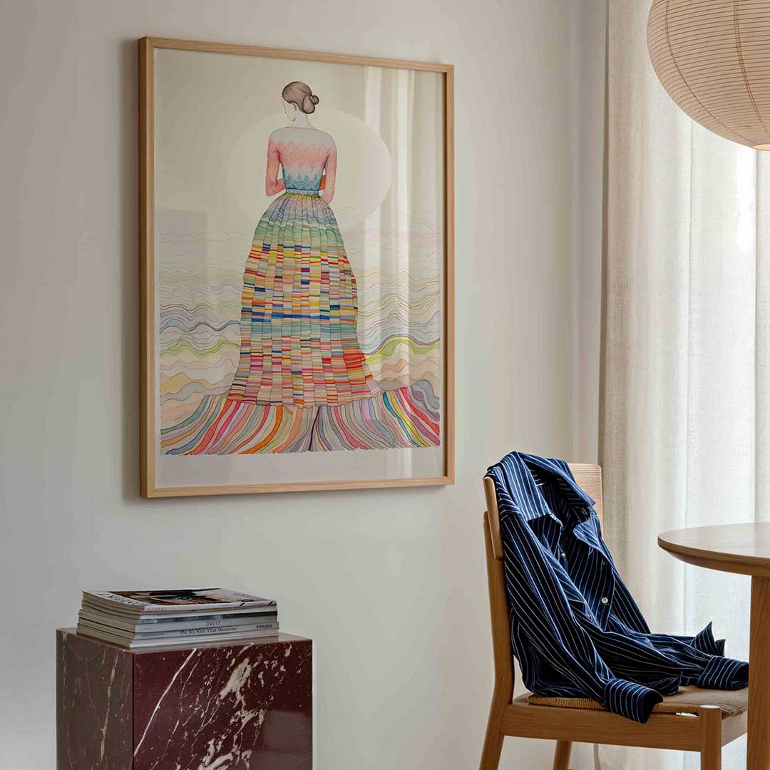 Vrouw met kleurrijke jurk Poster