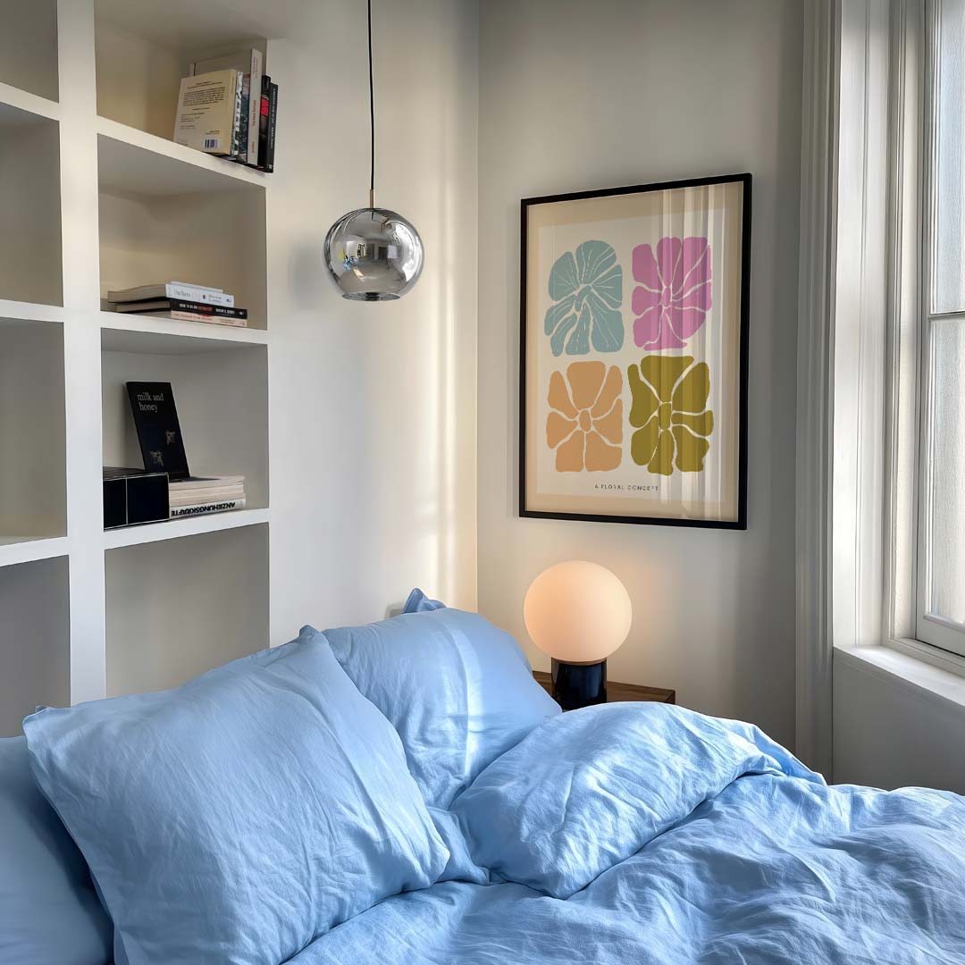 Vrouwelijke Bloemenpracht Poster-WallArtistic