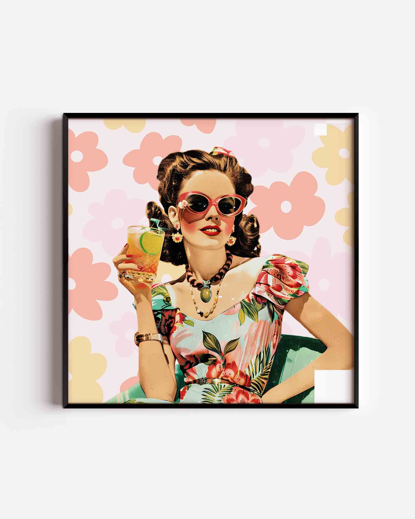 Vrouw met cocktail Poster