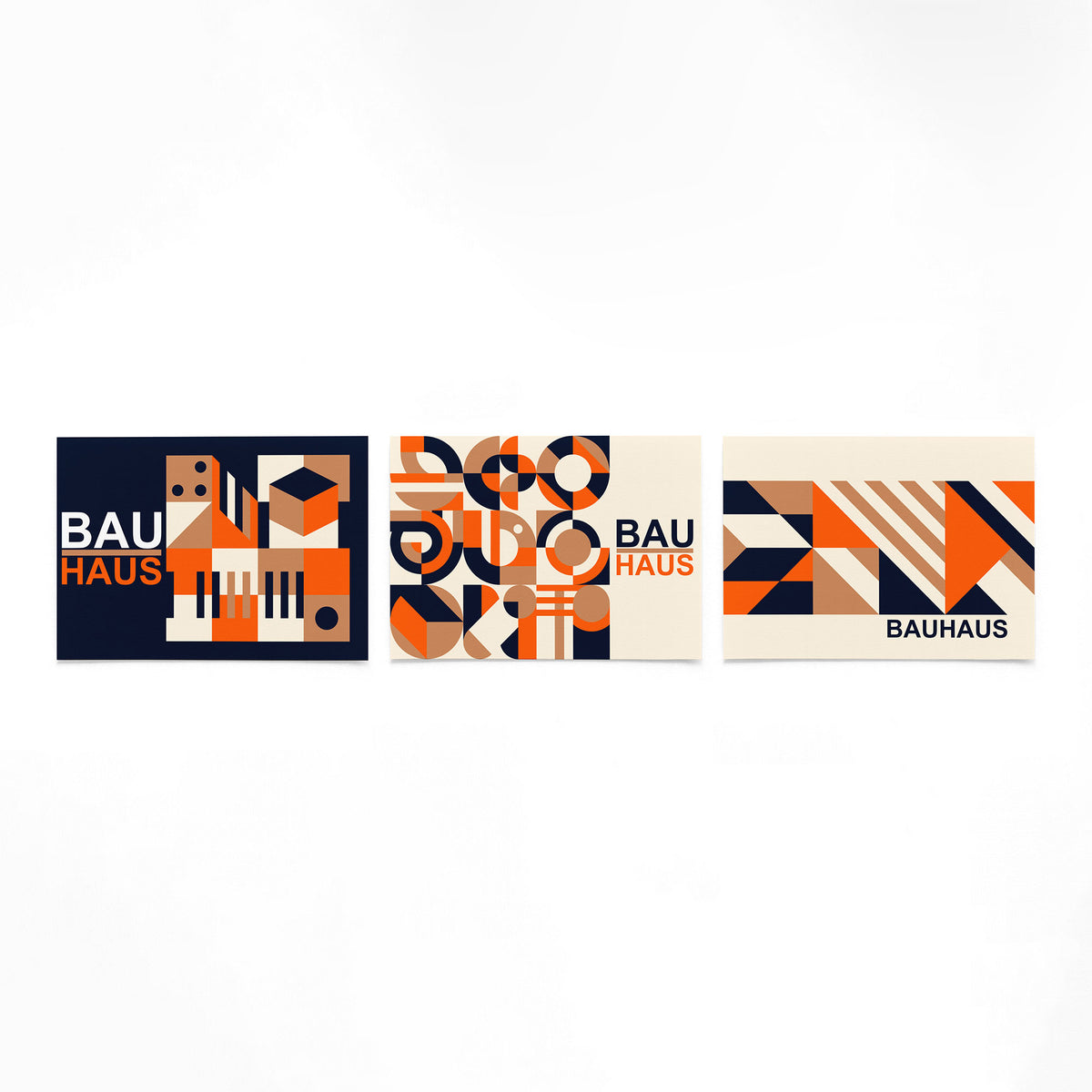 Drie landscape posters met koraal, vormen en lijnen als vrijstaande productfoto