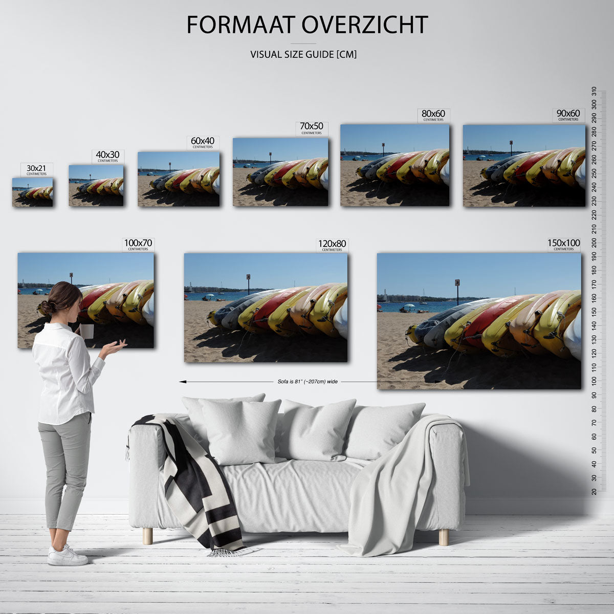 Kleurrijke kajaks op strand Poster