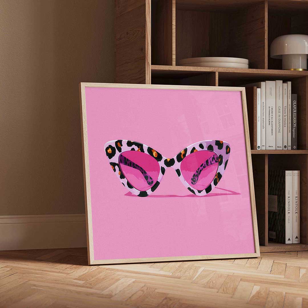 Zonnebril met luipaardprint Poster