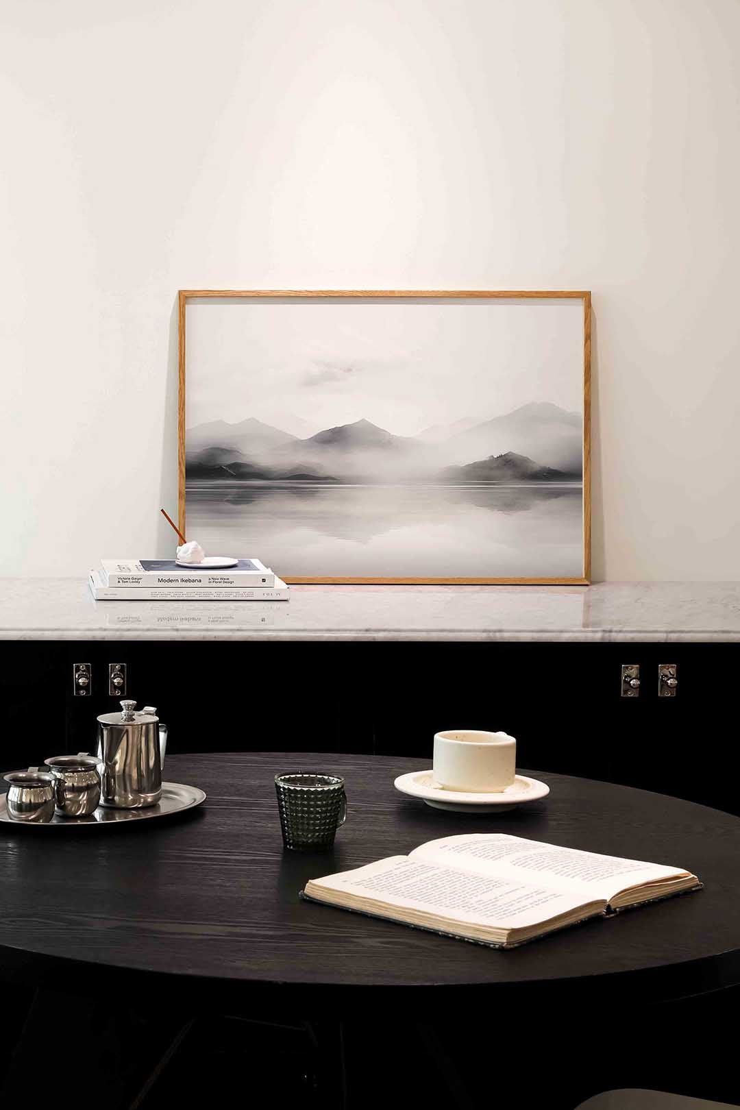 Berglandschap met mist Poster