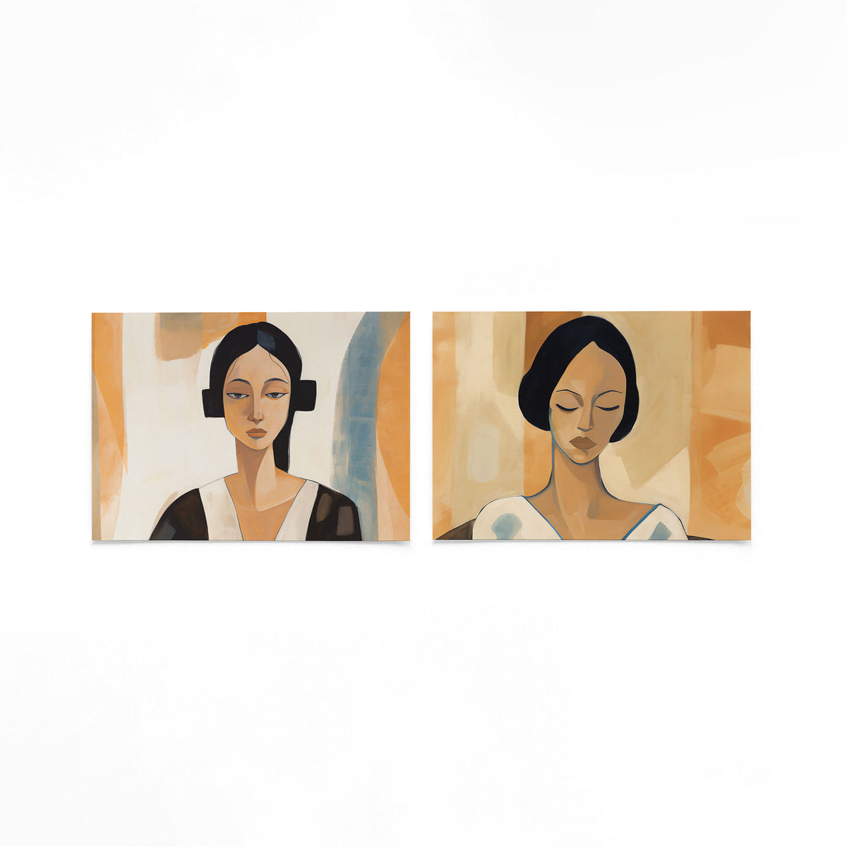 Twee liggende posters met een vrouwelijk figuur met donkere haren en een serene blik op een gebroken witte achtergrond