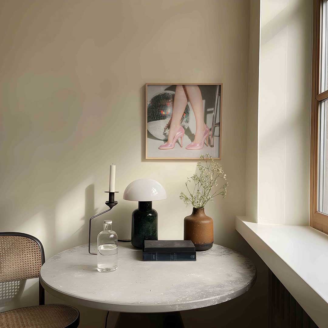 Roze hakken en discobal Poster