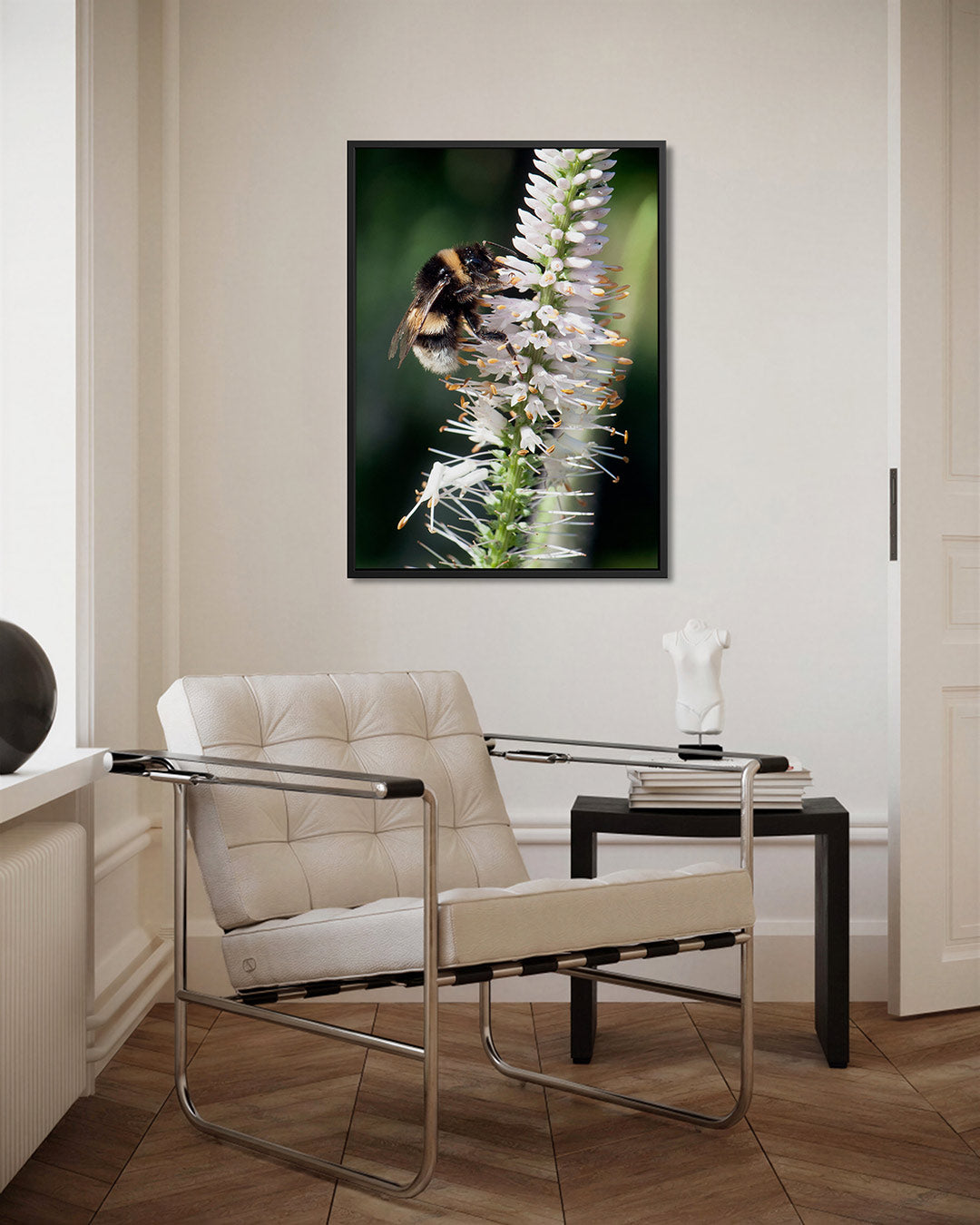 Bij op bloem Kunstwerk