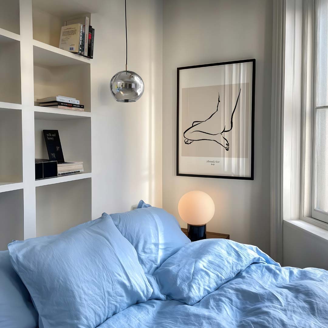 Elegante Lijntekening Vrouwelijke Vorm Poster-WallArtistic