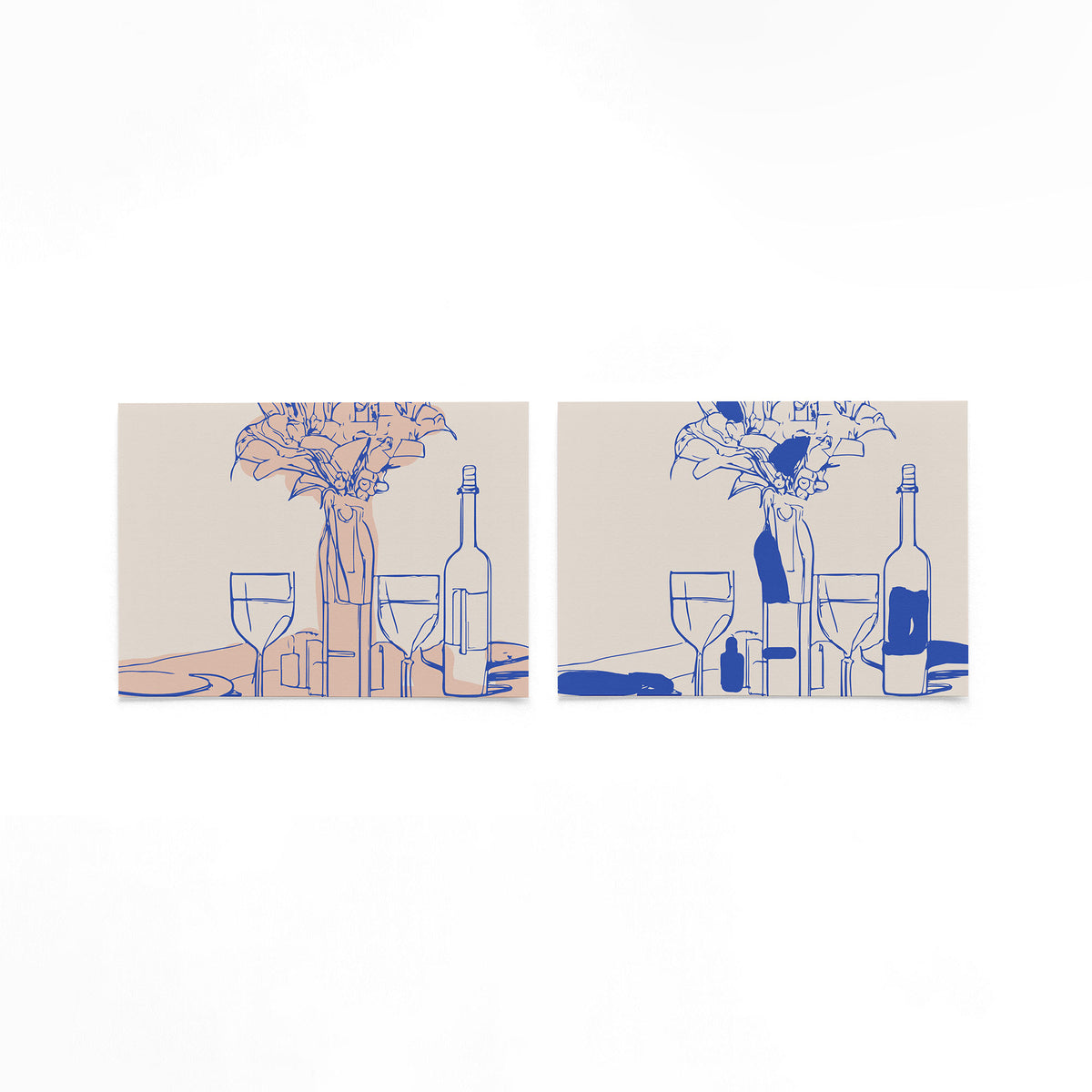 Twee liggende posters met glazen, een fles en bloemen met blauwe contourlijnen op een gebroken witte achtergrond