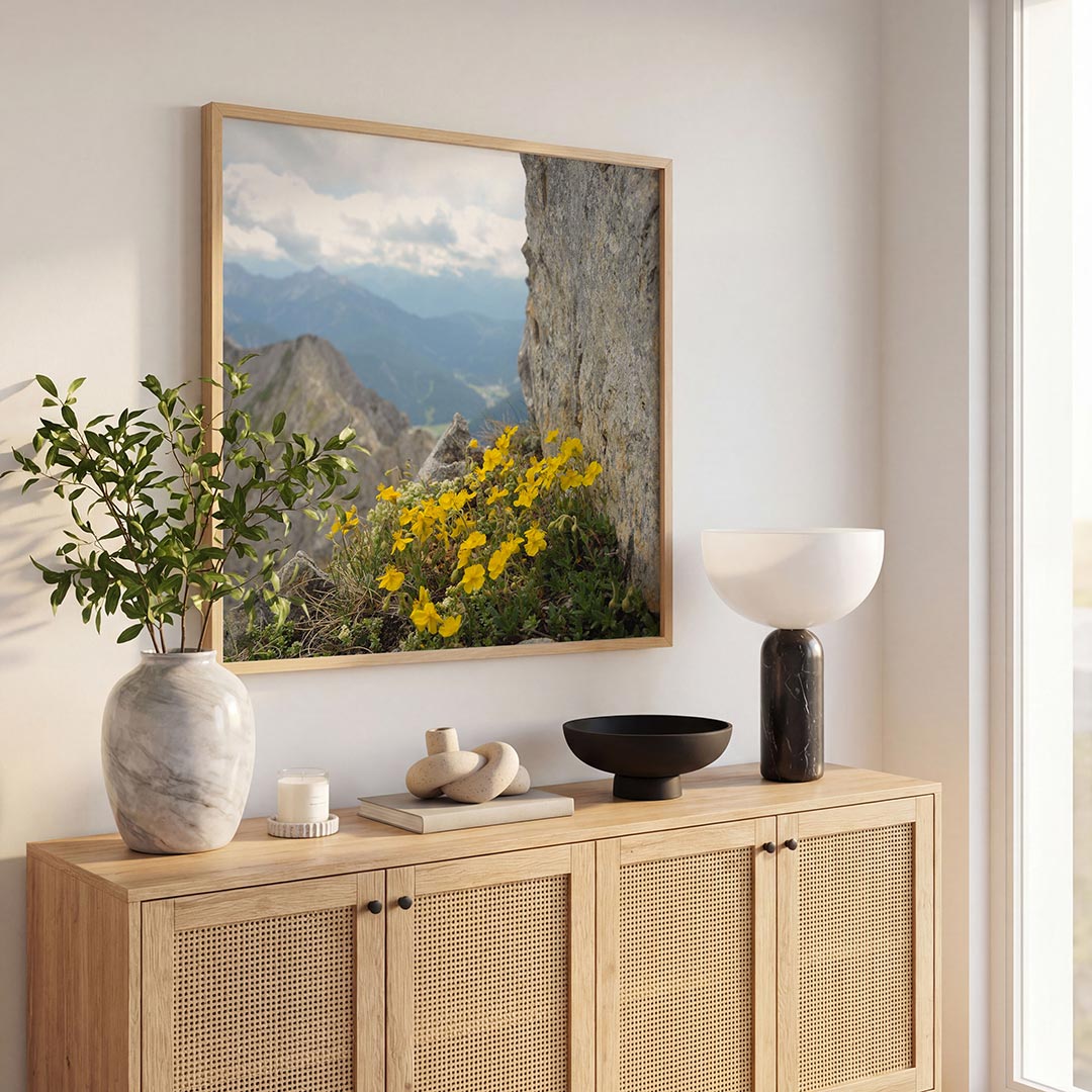 Bergbloemen en rotsen Poster